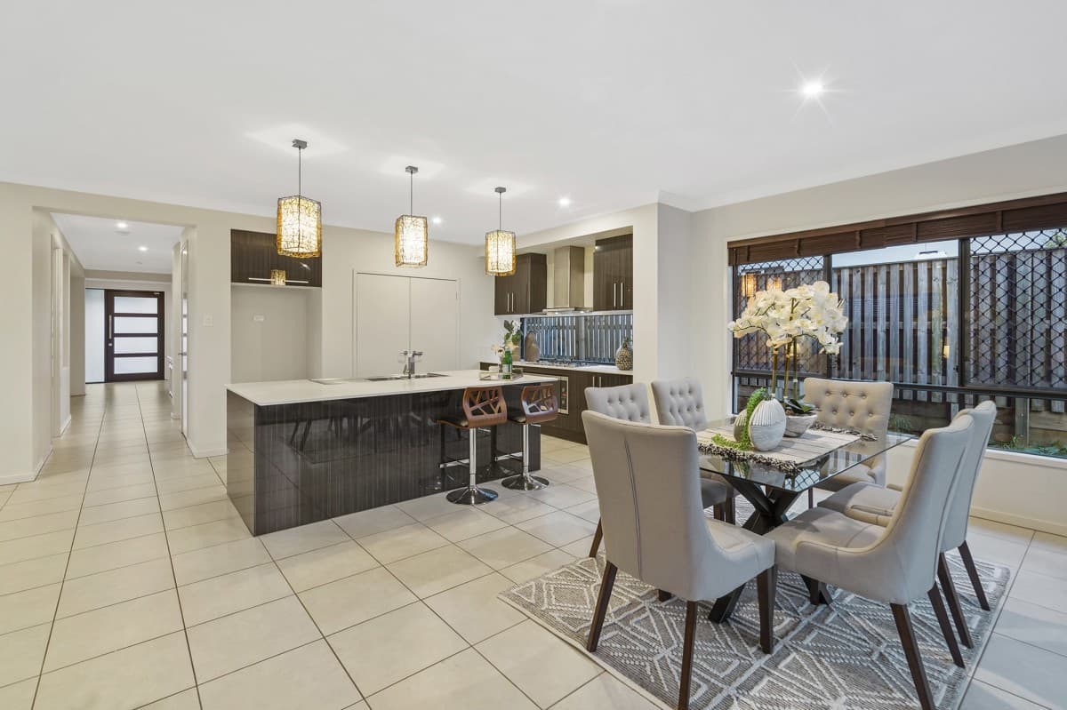 18 Skyview Avenue, Rochedale, Rochedale - Thumbnail 3