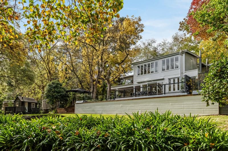 11 Alta Crescent, Stirling - Image 1