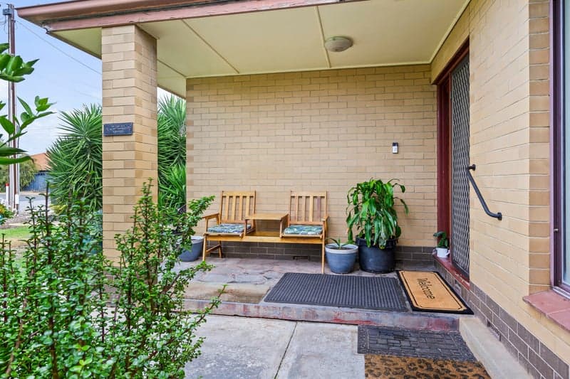 16 Trim Crescent, Old Noarlunga - Thumbnail 3