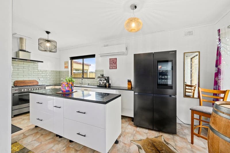 16 Trim Crescent, Old Noarlunga - Thumbnail 8