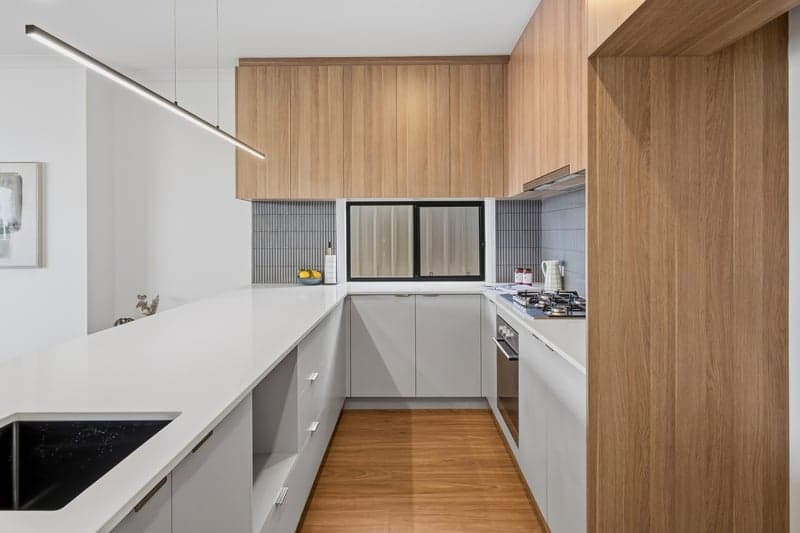15 Paxton Court, Redwood Park - Thumbnail 2