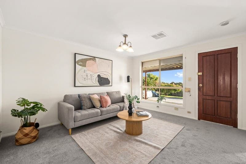 1a Teusner Drive, Morphett Vale - Thumbnail 2