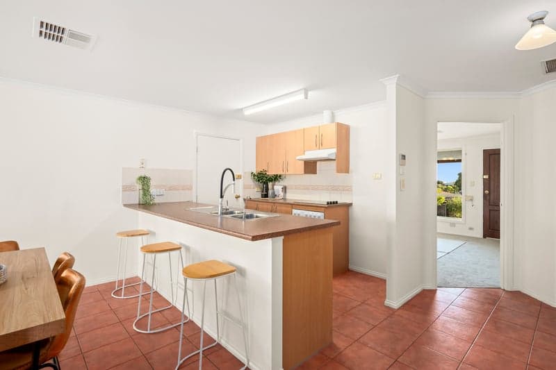1a Teusner Drive, Morphett Vale - Thumbnail 5