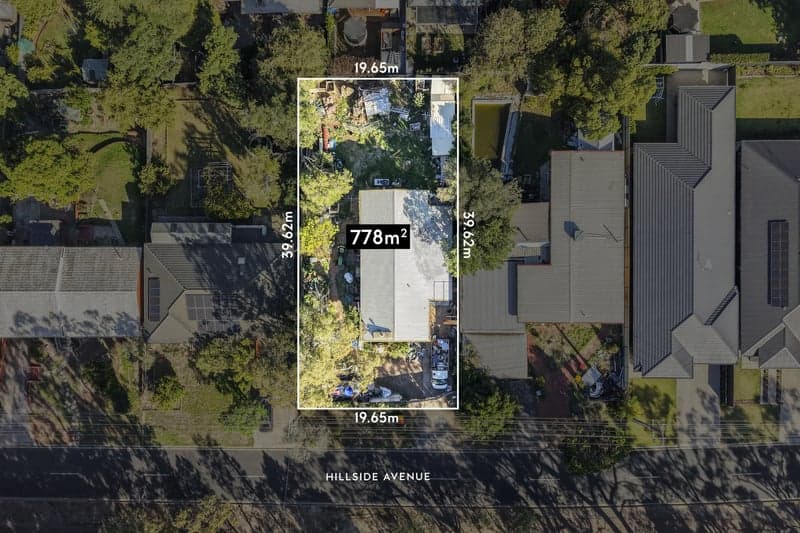 25 Hillside Avenue, Highbury - Image 1