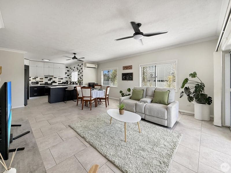 2/17 Lindsay Street, Rosslea, QLD 4812, Rosslea - Thumbnail 4