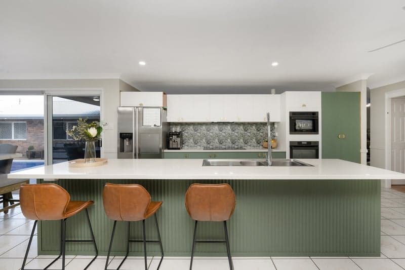 17 Hillgrove Court, Bushland Beach, QLD 4818, Bushland Beach - Thumbnail 2