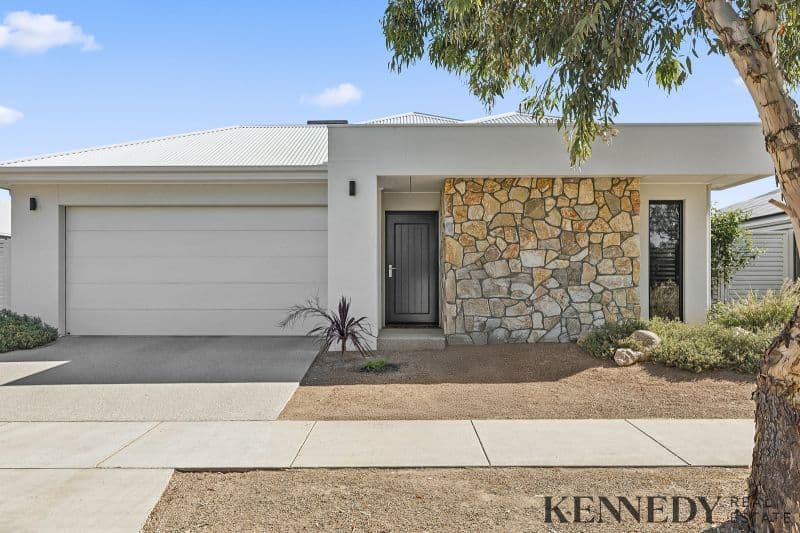 45 Peter Thomson Circuit Yarrawonga VIC, Yarrawonga - Image 1