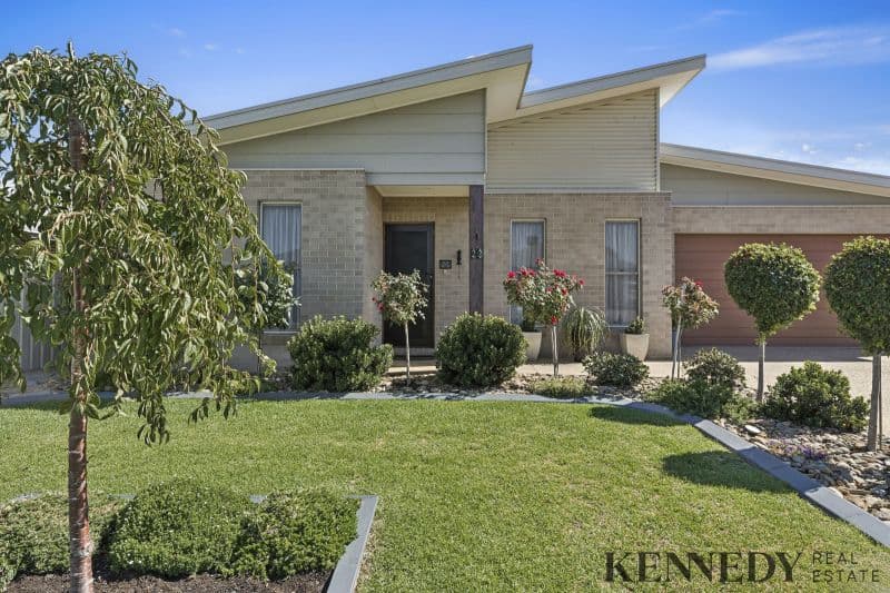 22 Heather Circuit Mulwala NSW, Mulwala - Thumbnail 2