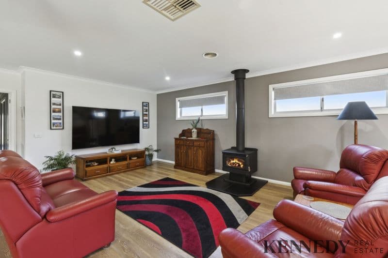 22 Heather Circuit Mulwala NSW, Mulwala - Thumbnail 4