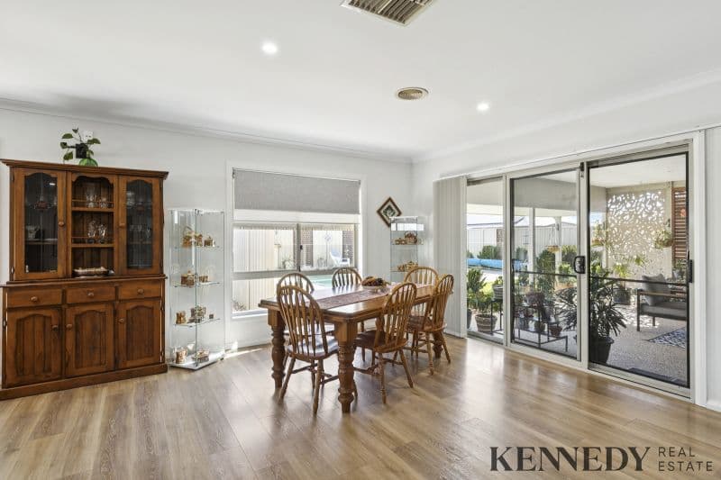 22 Heather Circuit Mulwala NSW, Mulwala - Thumbnail 5