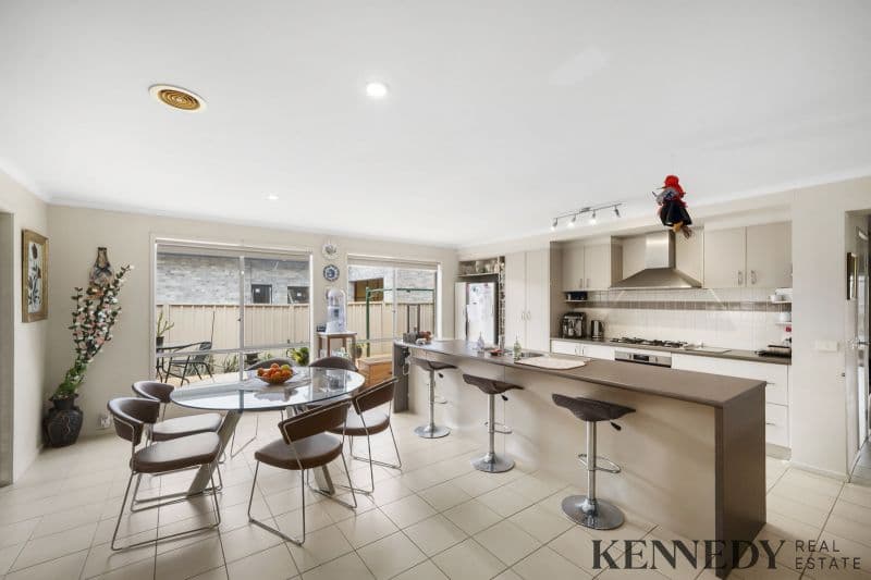 6 Parsons Crescent Yarrawonga VIC, Yarrawonga - Thumbnail 4