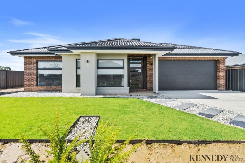 31 Vineyard Circuit Yarrawonga VIC, Yarrawonga - Image 1