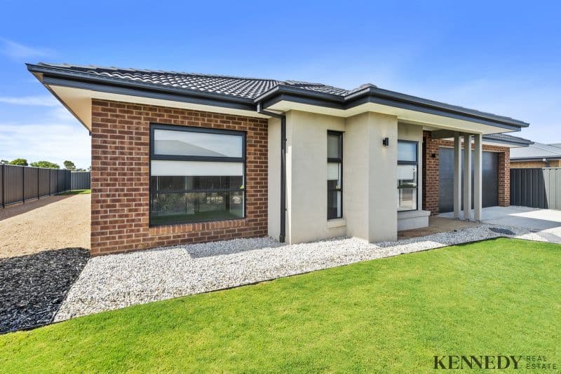 31 Vineyard Circuit Yarrawonga VIC, Yarrawonga - Thumbnail 3