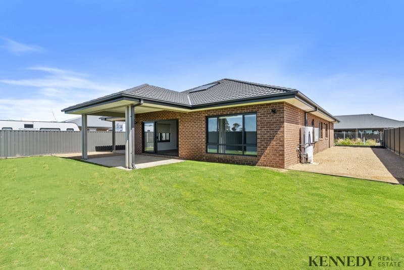 31 Vineyard Circuit Yarrawonga VIC, Yarrawonga - Thumbnail 4