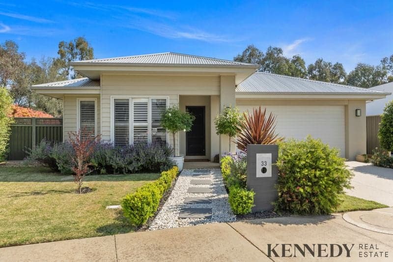 33 Phillip Hyland Drive Yarrawonga VIC, Yarrawonga - Thumbnail 2