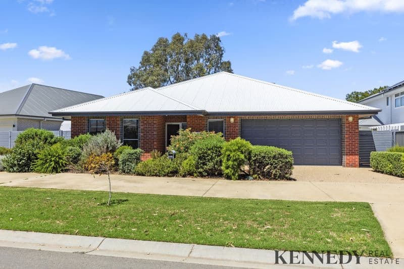 100 Robinson Way Yarrawonga VIC, Yarrawonga - Image 1