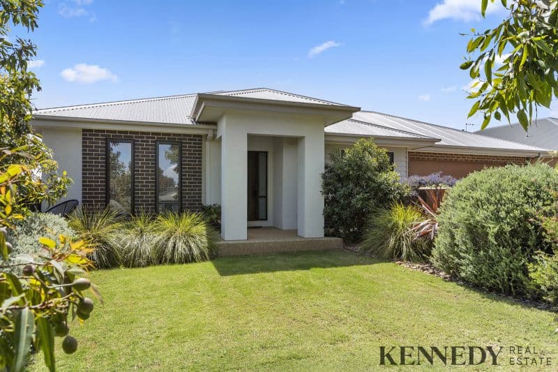 4 Sticks Court Yarrawonga VIC, Yarrawonga - Image 1