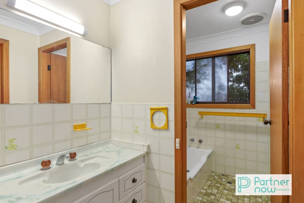 11 Bellevue Crescent, Tamworth - Thumbnail 3