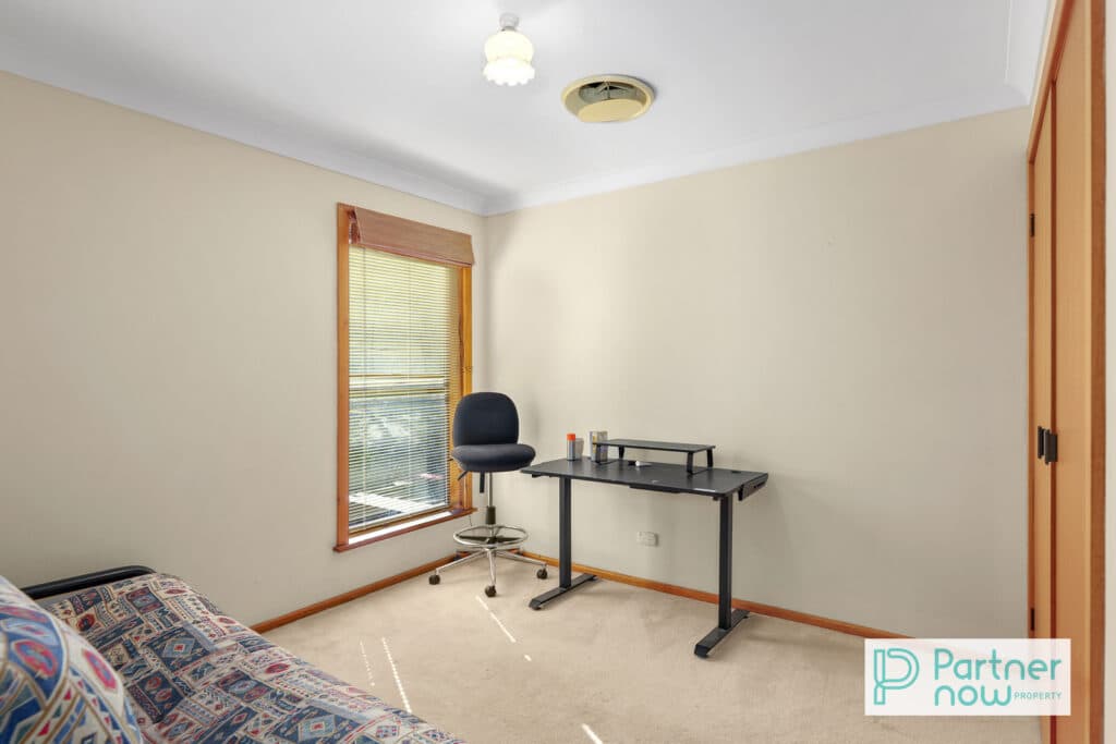 11 Bellevue Crescent, Tamworth - Thumbnail 5