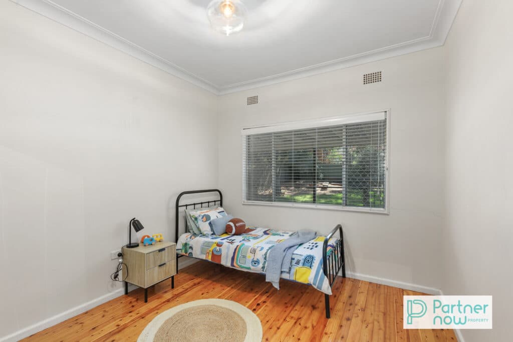 34 Levien Avenue, Tamworth - Thumbnail 3