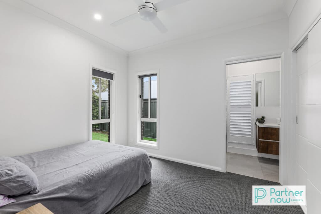 35 Evesham Circuit, Tamworth - Thumbnail 7