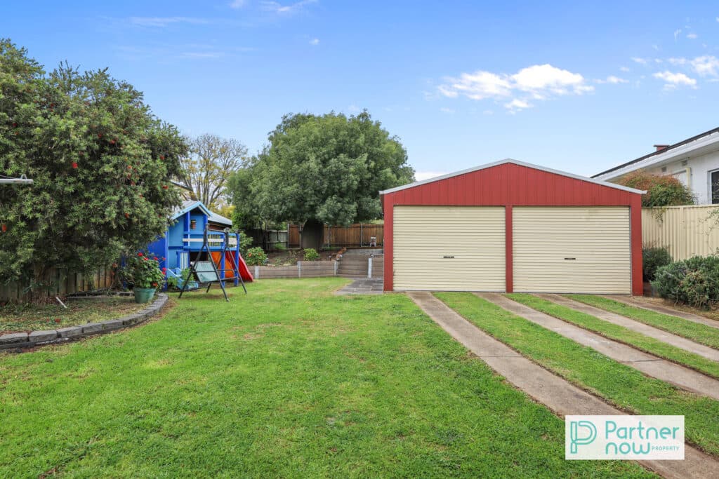 74 Carthage Street, Tamworth - Thumbnail 2