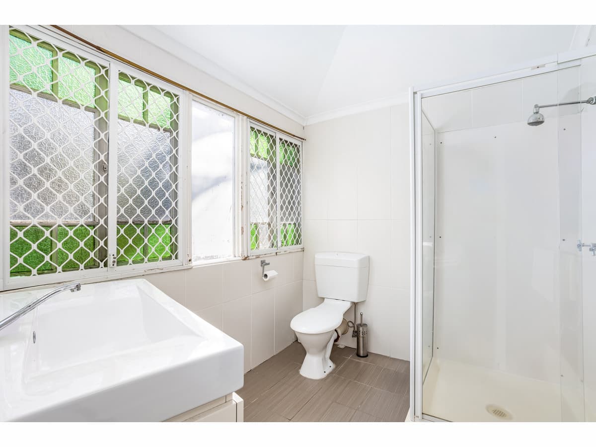48 Haynes Street, Park Avenue QLD, Park Avenue - Thumbnail 3