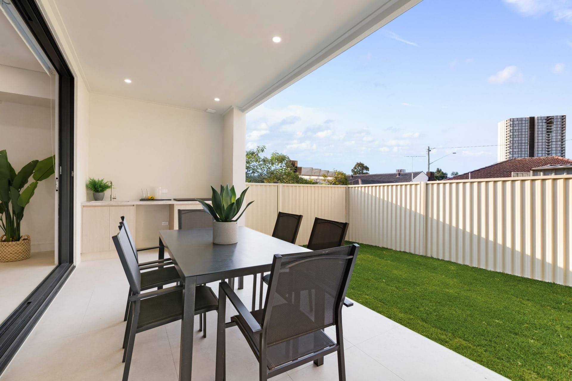 61 Morshead Street, North Ryde, North Ryde - Thumbnail 7