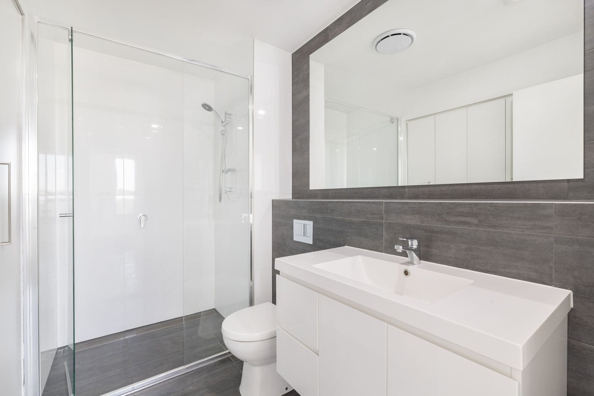 24/2 Manning Clark Crescent, Franklin, Franklin - Thumbnail 7