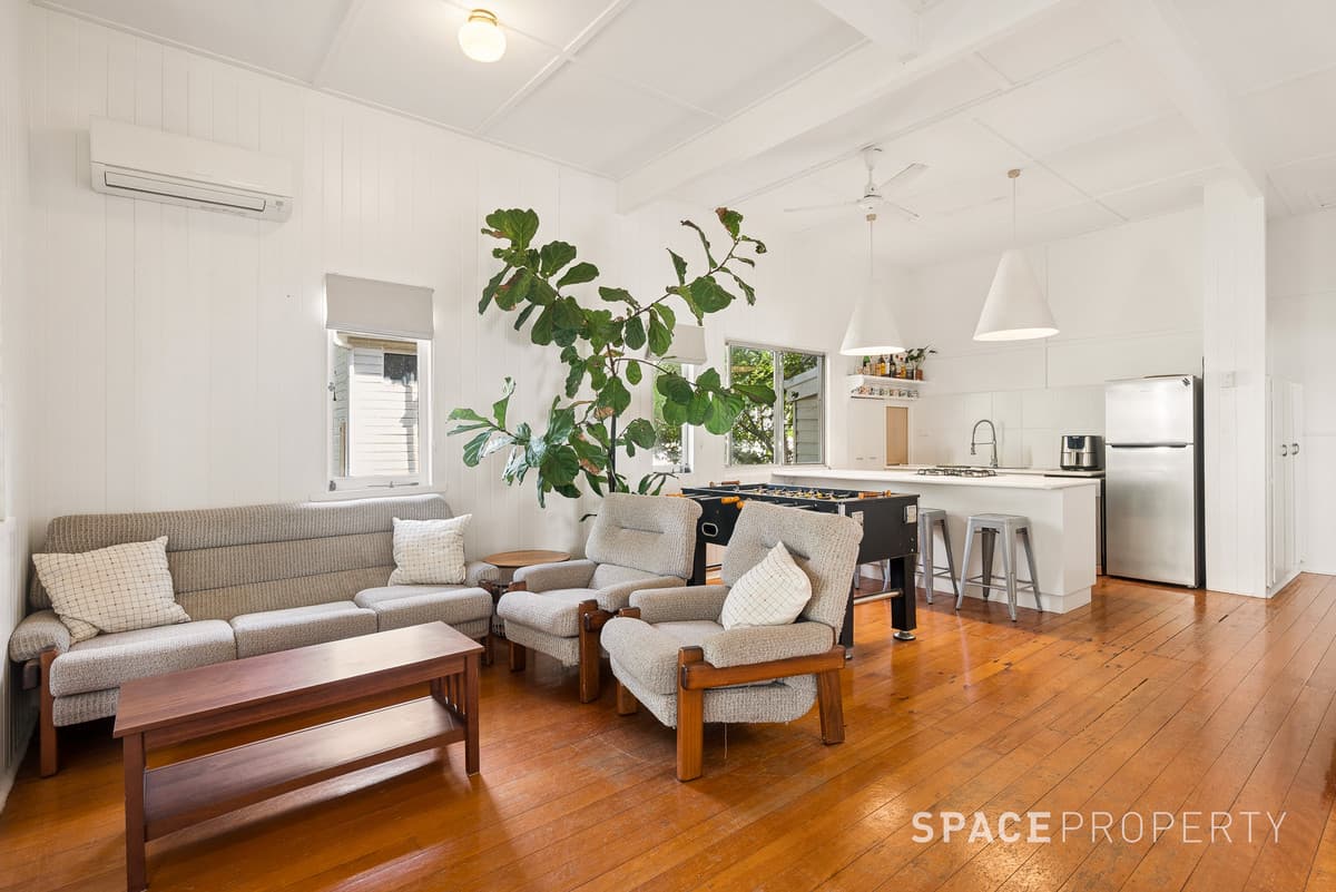231 Hudson Road, Wooloowin QLD 4030, Wooloowin - Thumbnail 2