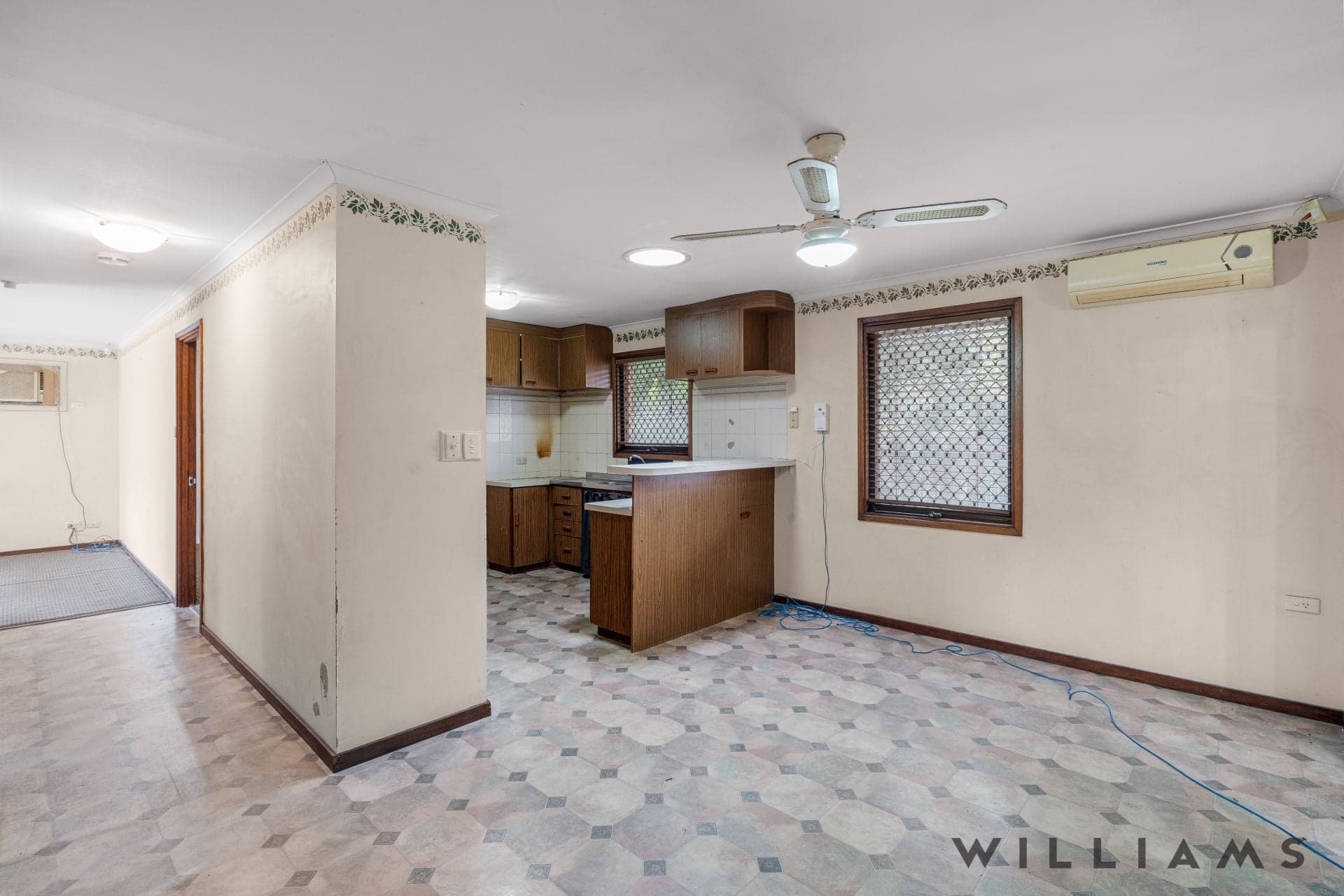 42 Kenneth Road Morphett Vale SA, Morphett Vale - Thumbnail 5
