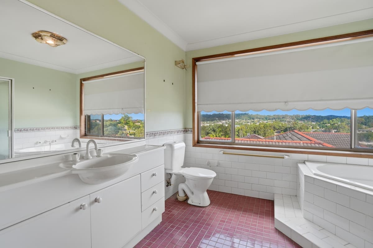 18 Broughton Way, Lakelands, Lakelands - Thumbnail 4