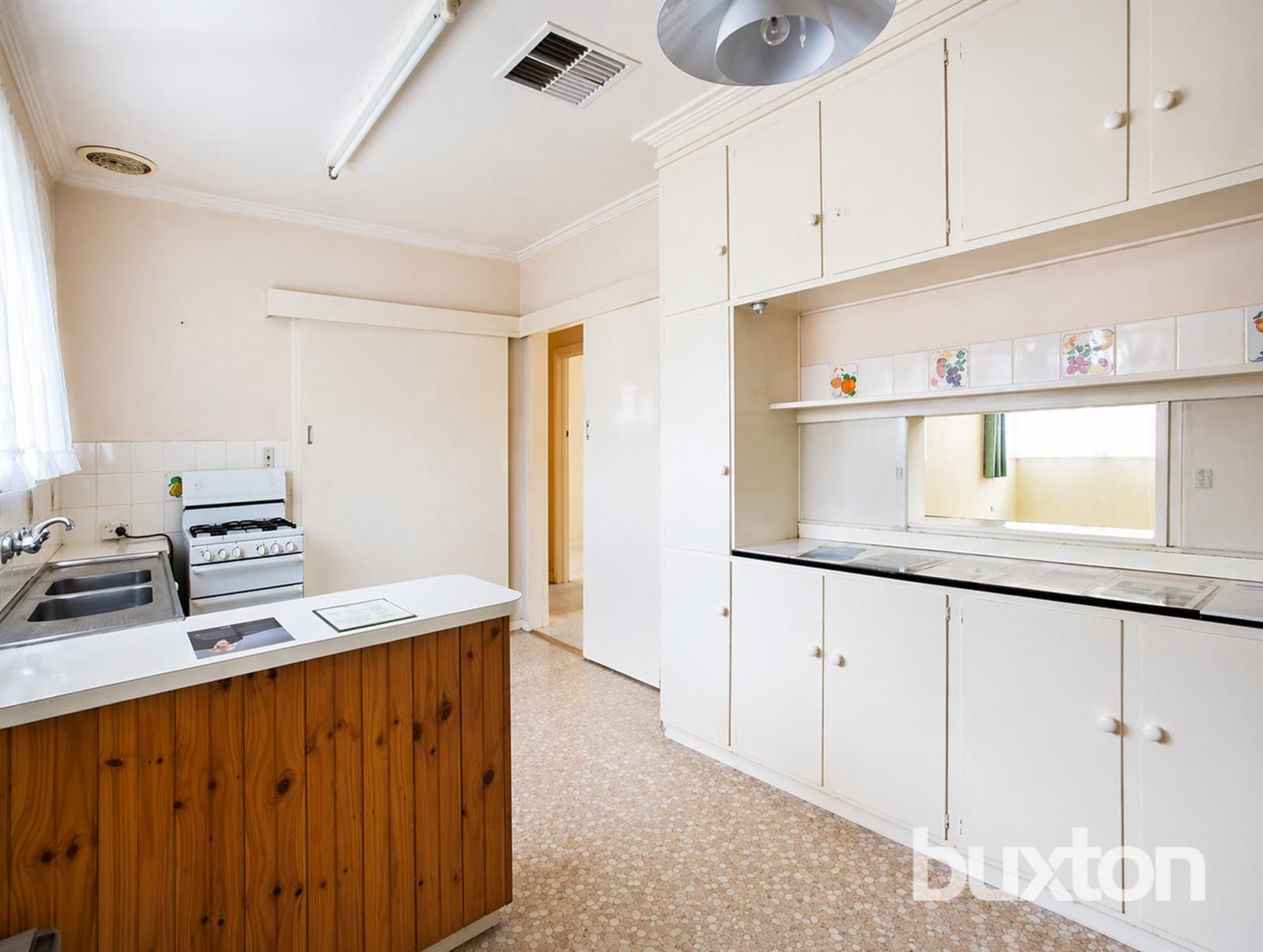8 & 8A Wattle Grove,
                        
                    
                    
                        
                            Mckinnon, McKinnon - Thumbnail 8