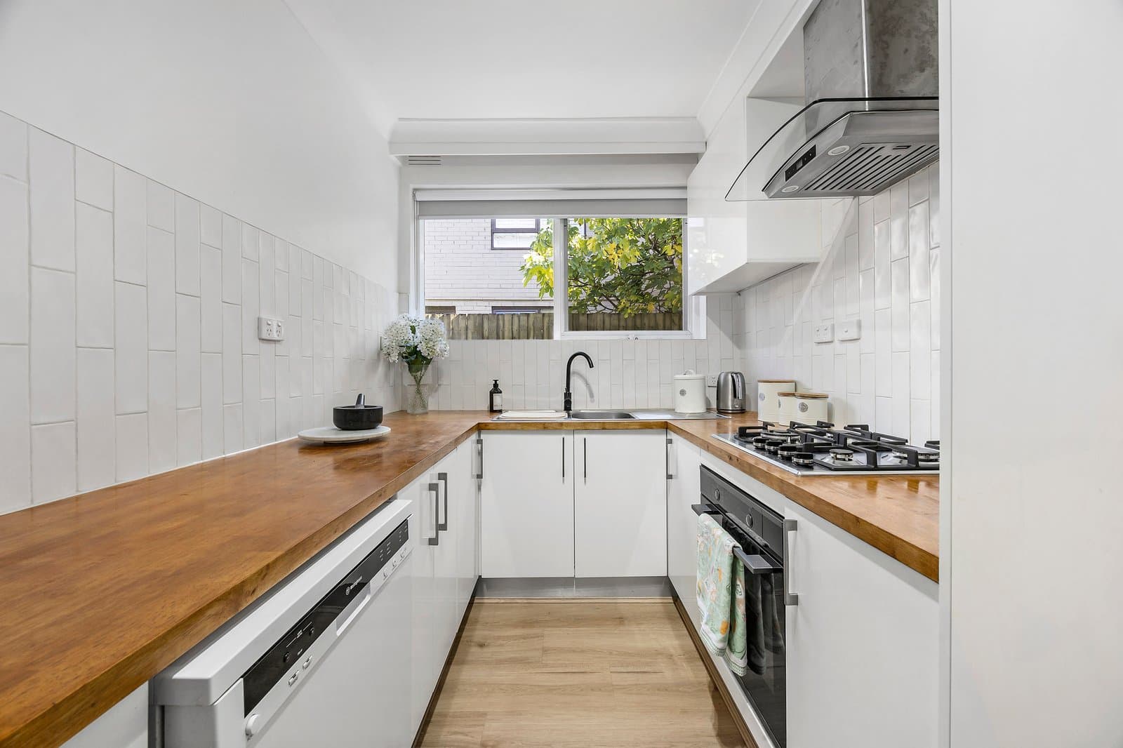 1/2A Thomson Avenue, Murrumbeena, Murrumbeena - Thumbnail 3