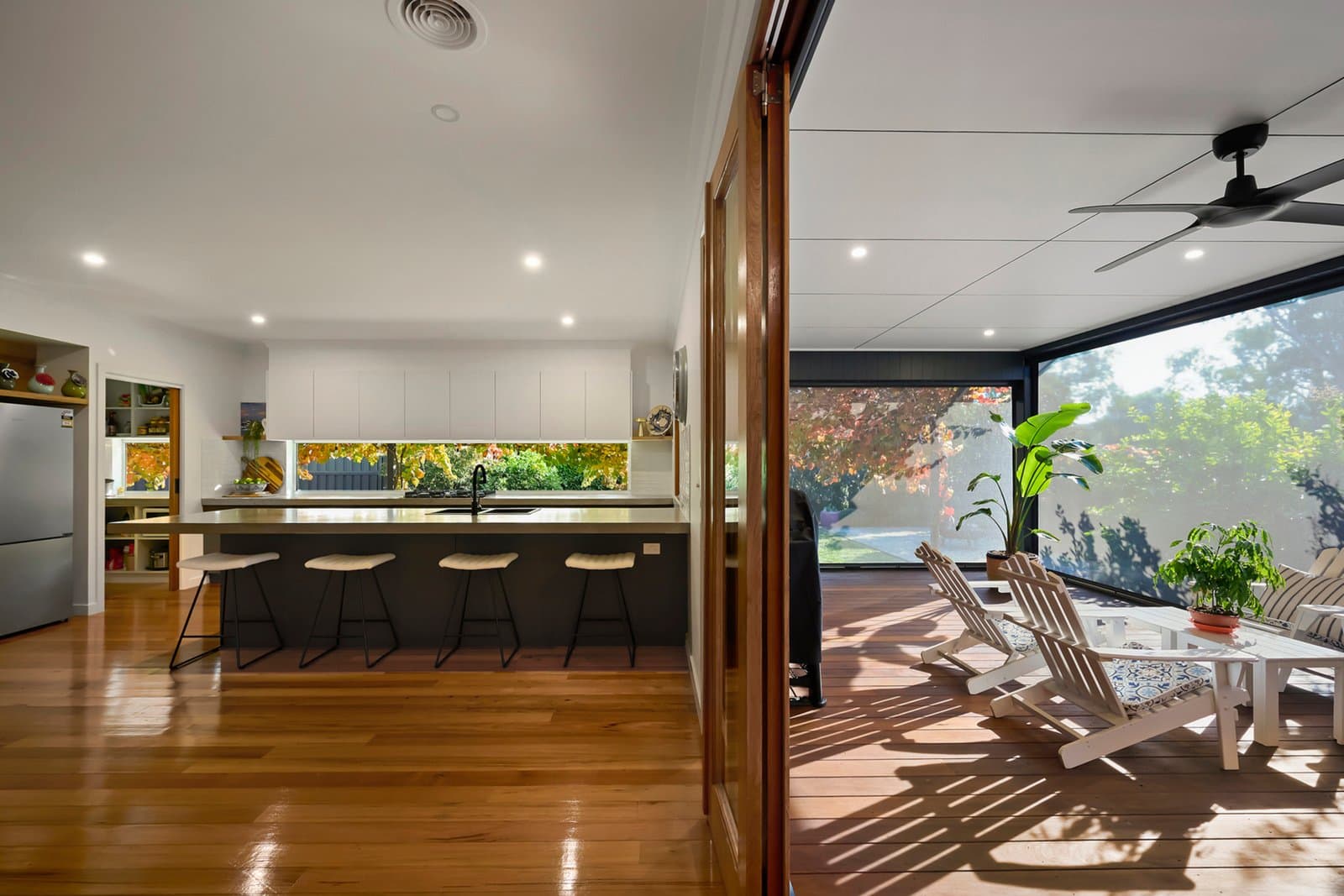 12 College Crescent, Flora Hill, Flora Hill - Thumbnail 3