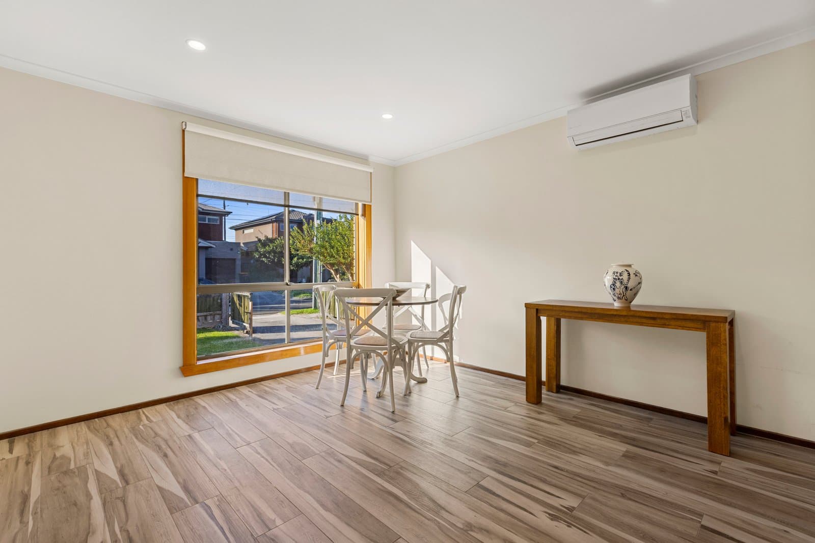 Unit 1/2 Chivers Avenue, Glen Waverley, Glen Waverley - Thumbnail 4