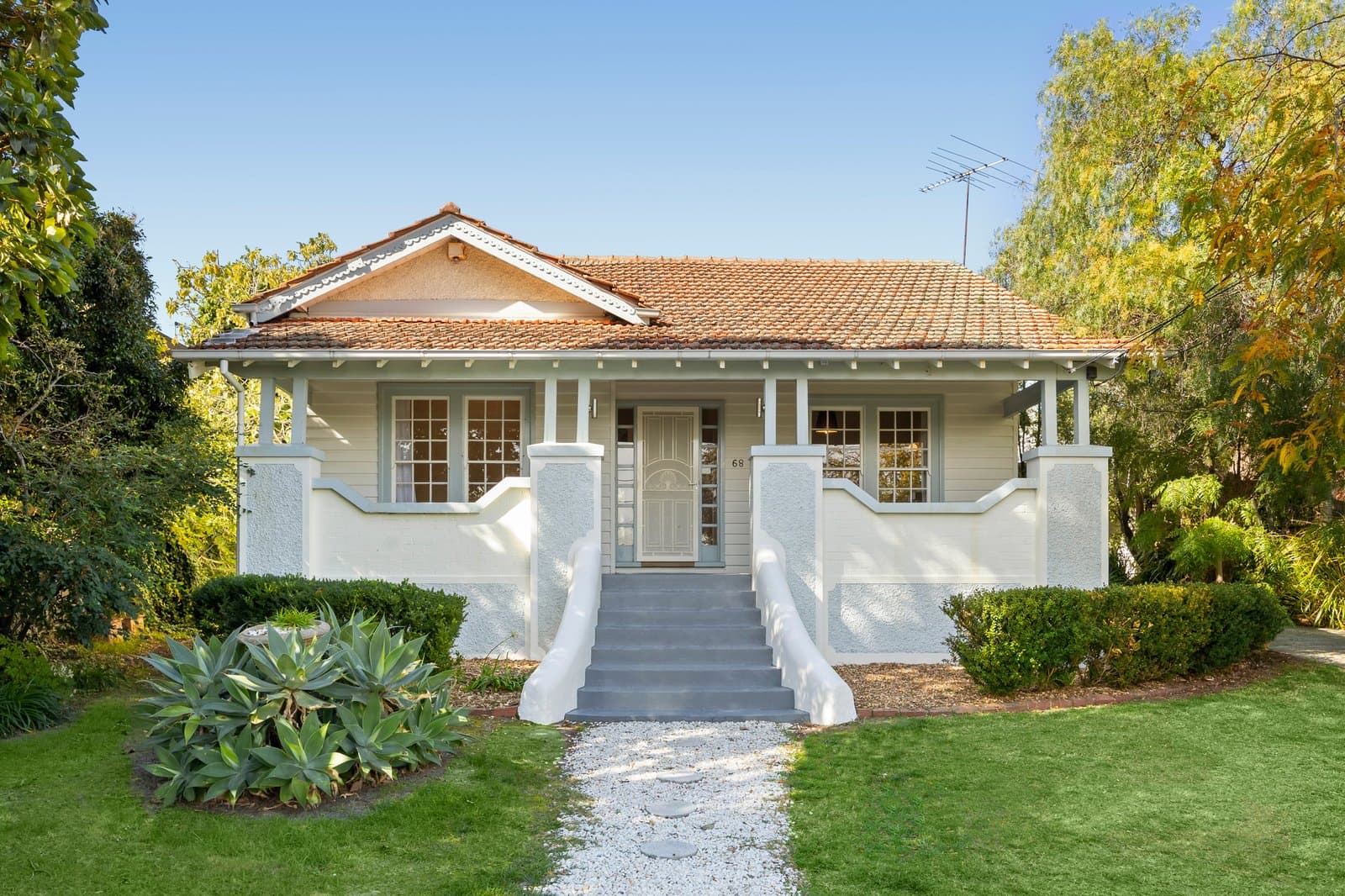 68 Sargood Street, Hampton, Hampton - Image 1