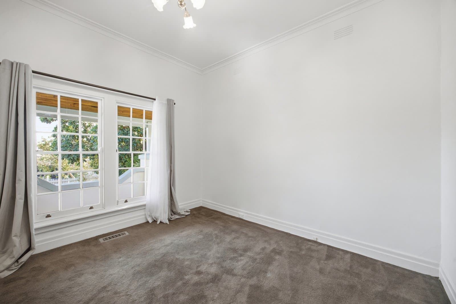 68 Sargood Street, Hampton, Hampton - Thumbnail 8