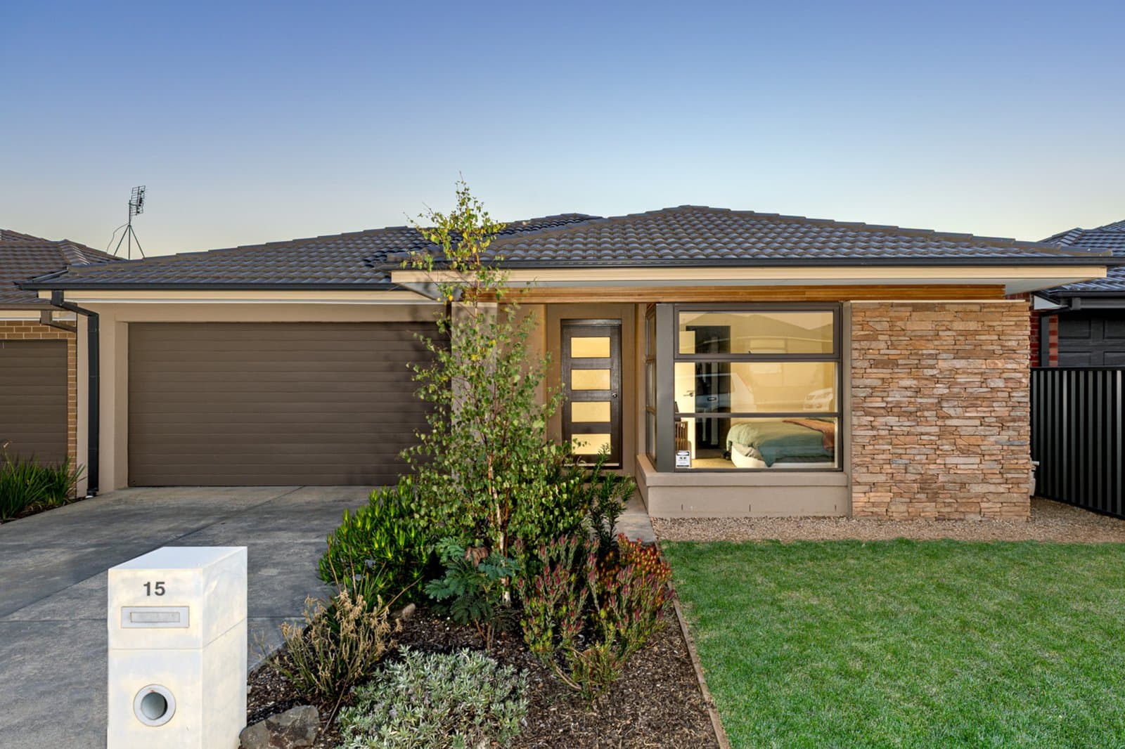 15 Verdale Drive, Alfredton, Alfredton - Image 1