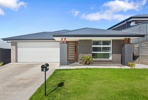 3 Flannery Drive, Calderwood, Calderwood - Image 1
