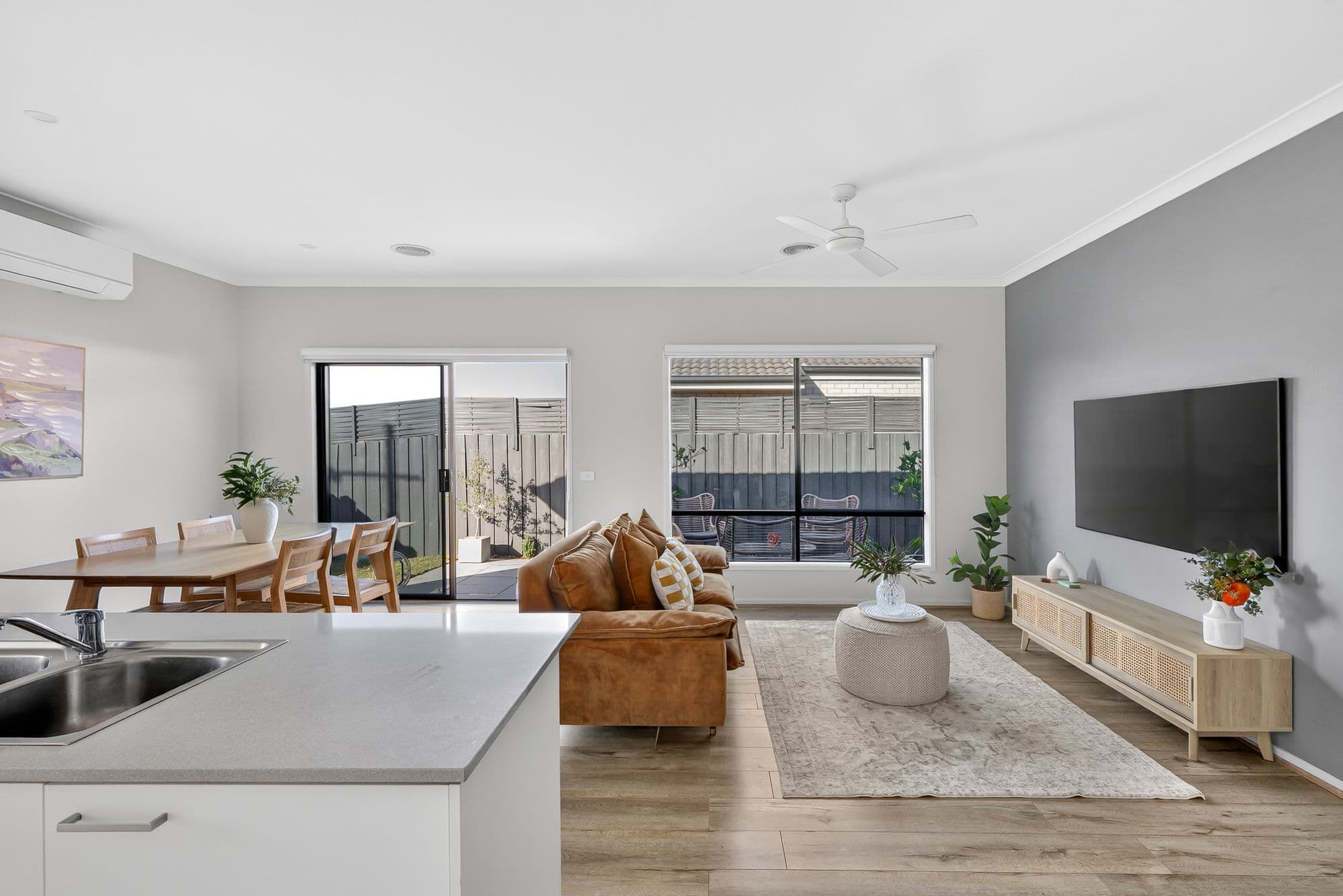 11 Madeira Street,ARMSTRONG CREEK, Armstrong Creek - Thumbnail 3