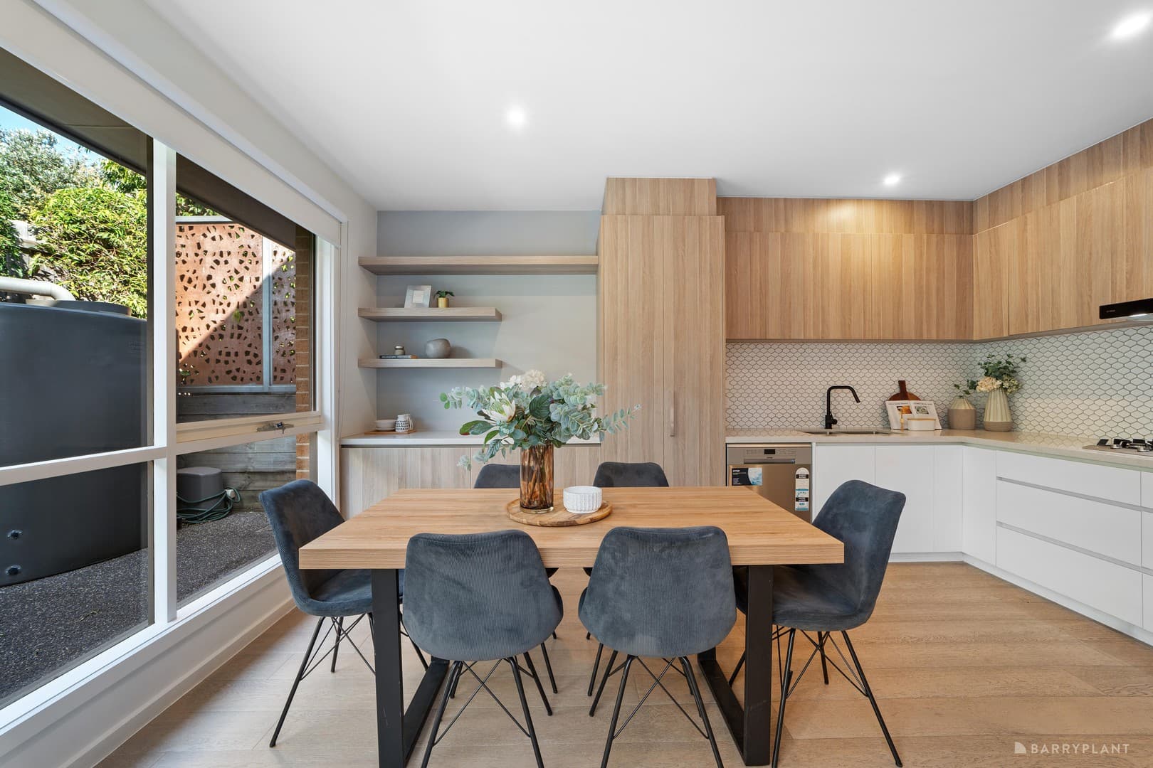 2/2 Eyre Court, Templestowe Lower, VIC 3107, Templestowe Lower - Thumbnail 3