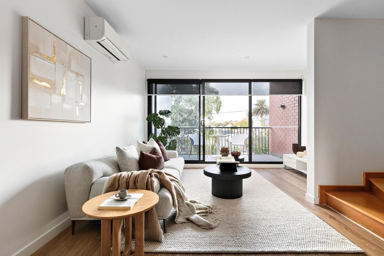 2/2 Bridge Street, Northcote VIC 3070, Northcote - Thumbnail 2