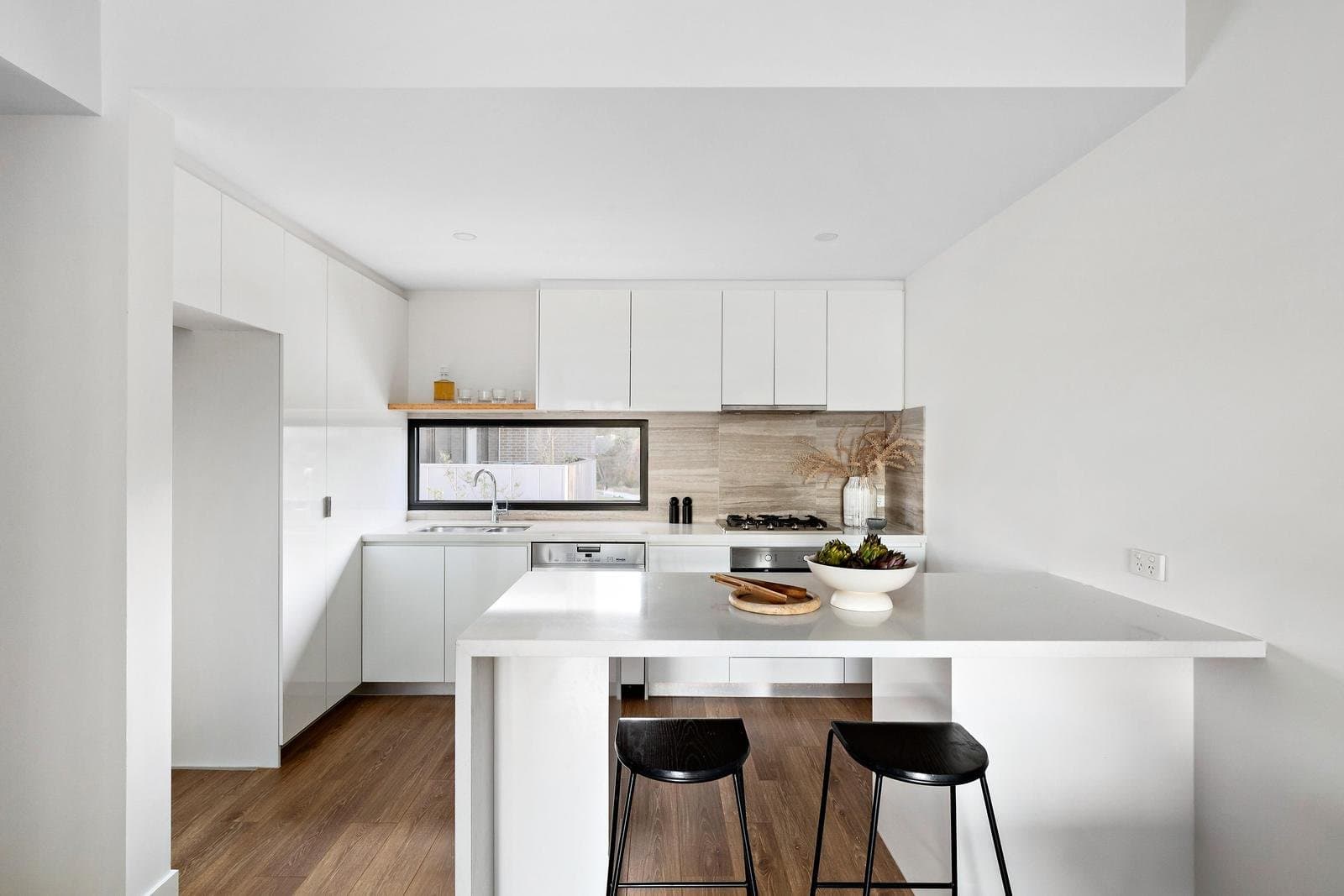 2/2 Bridge Street, Northcote VIC 3070, Northcote - Thumbnail 3