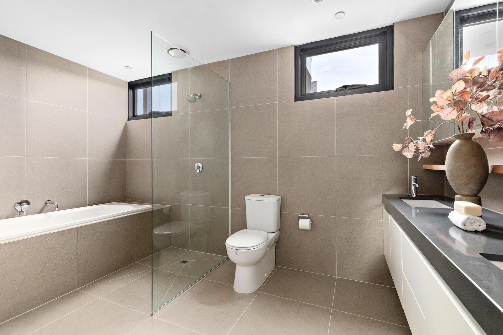 2/2 Bridge Street, Northcote VIC 3070, Northcote - Thumbnail 6