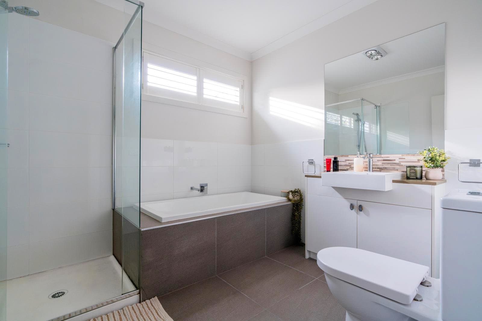 2/24 Laurence Avenue, Airport West VIC 3042, Airport West - Thumbnail 8
