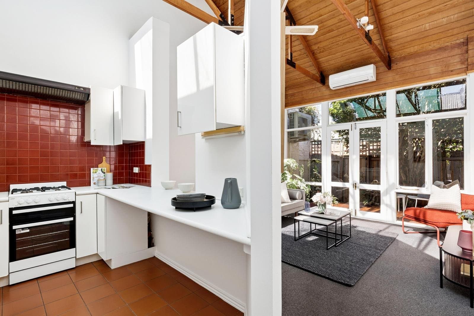 207 Richardson Street, Carlton North VIC 3054, Carlton North - Thumbnail 2
