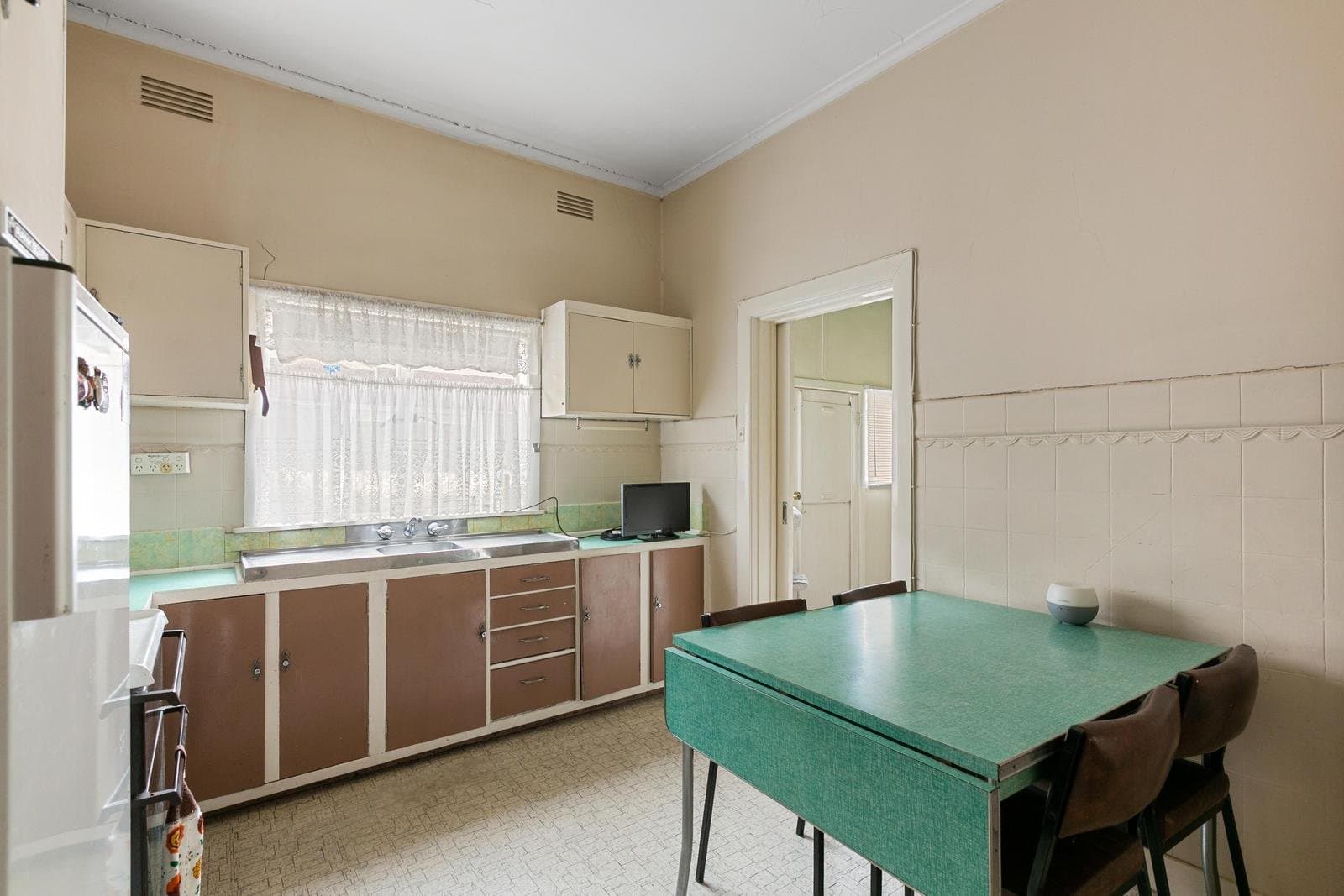 7 Alamo Road, Reservoir VIC 3073, Reservoir - Thumbnail 3