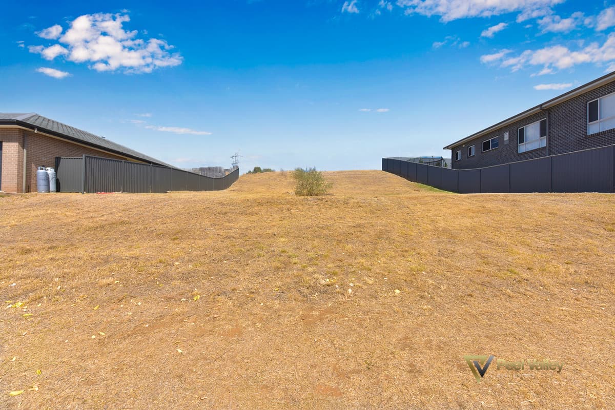 14 Currawong Drive Calala, TAMWORTH NSW 2340, Tamworth - Thumbnail 3