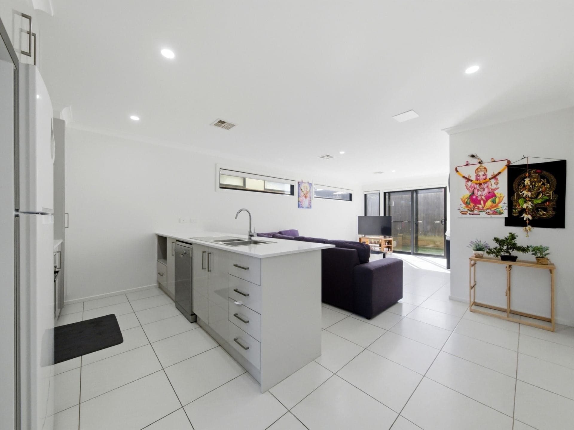 46 Bronhill Street, Moncrieff, Moncrieff - Thumbnail 2
